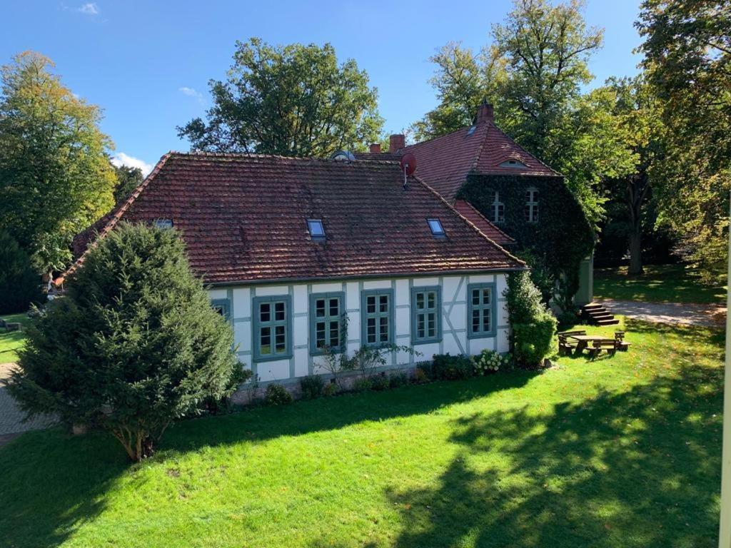 Jagdschloss Friedrichsmoor 纽斯塔德勒维 外观 照片